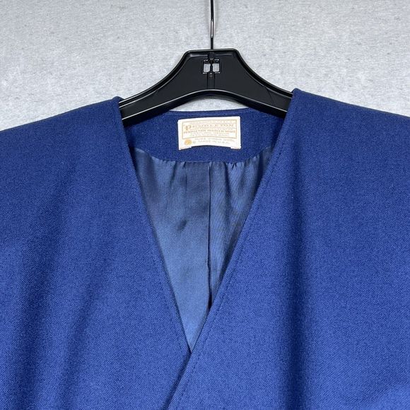 Vintage Pendleton Blazer Womens Size Small Navy Blue Cropped Wool Jacket Buttons - Picture 2 of 9